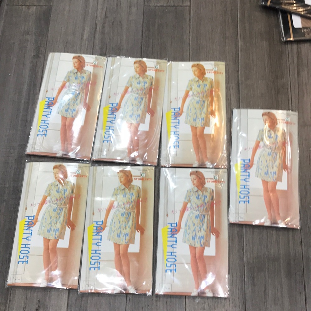 NWT 7 pack panty hose